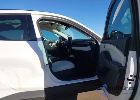 2025 Ford Mustang Mach-E Premium from USA, damaged, VIN 3FMTK3R41SMA26214